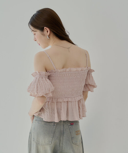 Chico（チコ）の「【マルチウェイ】シャーリングリボンオフショルトップス（シャツ/ブラウス・レディース・ブルー/ネイビー/ホワイト/ピンク・FREE）」の13枚目の写真