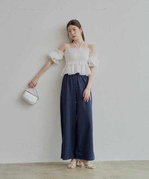 Chico（チコ）の「【マルチウェイ】シャーリングリボンオフショルトップス（シャツ/ブラウス・レディース・ブルー/ネイビー/ホワイト/ピンク・FREE）」の20枚目の写真