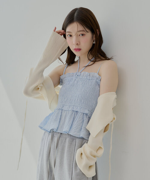 Chico（チコ）の「【マルチウェイ】シャーリングリボンオフショルトップス（シャツ/ブラウス・レディース・ブルー/ネイビー/ホワイト/ピンク・FREE）」の22枚目の写真
