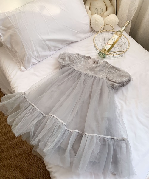 aimoha(アイモハ)の「【aimoha-KIDS-】キッズ チュールパフスリーブドレス (SS)(ワンピース・キッズ・ライトベージュ/グレー/ピンク・120/130/140/100/110/90)」の10枚目の写真