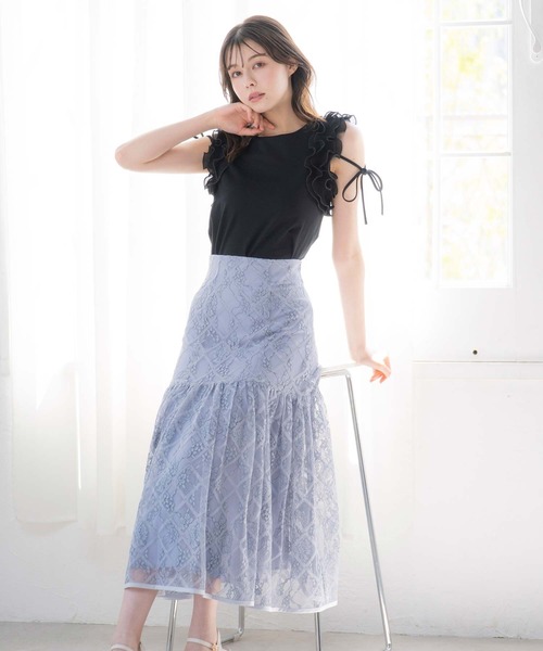 ノエラ Noela ショルダーフリルカットソー （ブルー） ノエラ Noela ショルダーフリルカットソー （ブルー