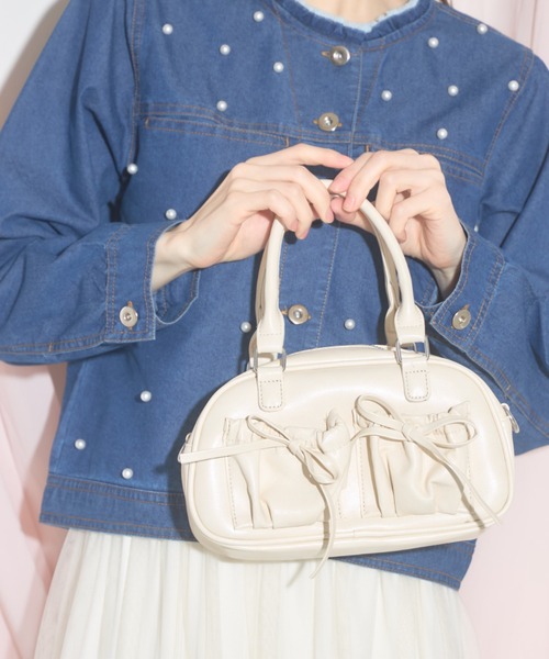 tocco closet(トッコ クローゼット)の「【ZOZO限定】リボン装飾ボストンバッグ(ボストンバッグ・レディース・ブラック/アイボリー/ピンク/ブルー・M)」の15枚目の写真