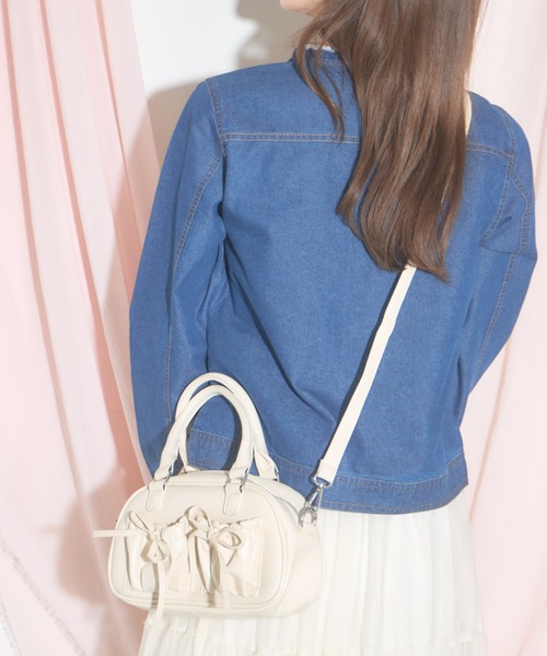 tocco closet(トッコ クローゼット)の「【ZOZO限定】リボン装飾ボストンバッグ(ボストンバッグ・レディース・ブラック/アイボリー/ピンク/ブルー・M)」の19枚目の写真