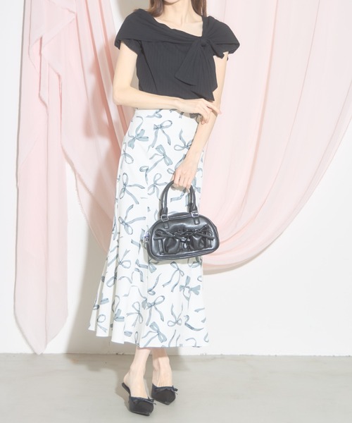 tocco closet(トッコ クローゼット)の「【ZOZO限定】リボン装飾ボストンバッグ(ボストンバッグ・レディース・ブラック/アイボリー/ピンク/ブルー・M)」の20枚目の写真