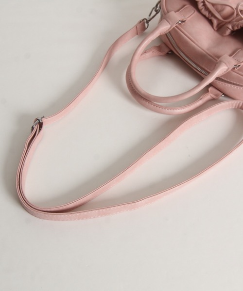 tocco closet(トッコ クローゼット)の「【ZOZO限定】リボン装飾ボストンバッグ(ボストンバッグ・レディース・ブラック/アイボリー/ピンク/ブルー・M)」の6枚目の写真