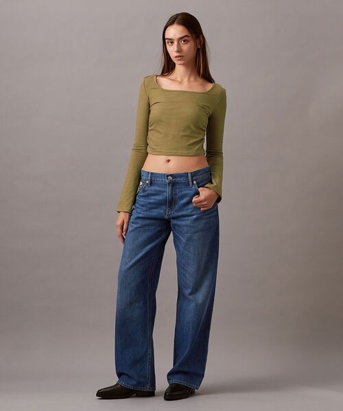 Calvin Klein(カルバン・クライン)の「スクエアネック ロングスリーブプルオーバー(Tシャツ/カットソー・レディース・ブラック/ホワイト/グリーン系その他・S/XS/M)」の14枚目の写真