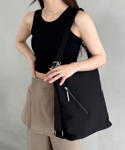 MYMOOD.(マイムード)の「【マザーズバッグ】2WAYで使える♪ナイロントートバッグ バッグパック(マザーズバッグ・レディース・ブラック/ブラック系その他・FREE)」の12枚目の写真