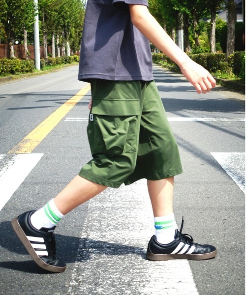 MPS(エムピーエス)の「【MPS】カットカーゴハーフパンツ(その他パンツ・キッズ・カーキブラウン/ブラック・130/140/150/160/120)」の1枚目の写真