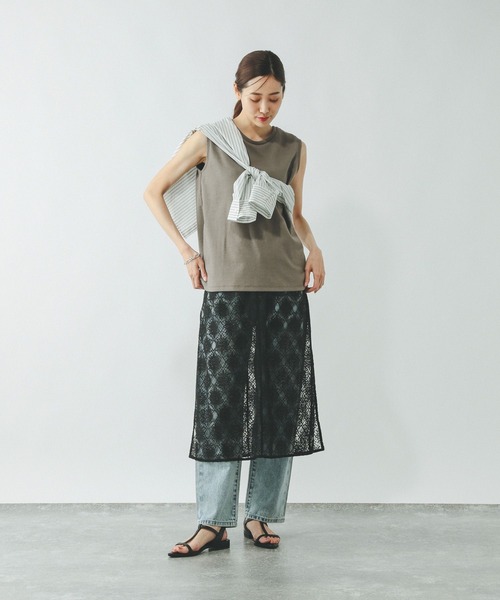 GLOBAL WORK(グローバルワーク)の「Fffit エフィット/マイニチタキノウノースリーブTシャツ/一部店舗限定/321488(Tシャツ/カットソー・レディース・カーキ/グリーン系その他6/ホワイト/スミクロ・X-SMALL/LARGE/MEDIUM/SMALL)」の13枚目の写真