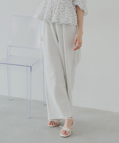 Chico(チコ)の「サイドリボンデザインルーズスウェットパンツ(スウェットパンツ・レディース・オートミール/グレー/チャコールグレー・SMALL/MEDIUM)」の6枚目の写真