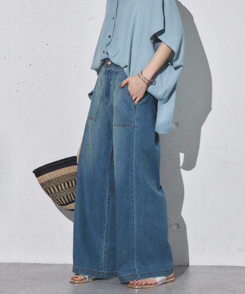 Doux archives（ドゥアルシーヴ）の「ワイドベイカーデニムパンツ（デニムパンツ・レディース・サックスブルー/ダークブルー/ブルー・36/38）」の16枚目の写真