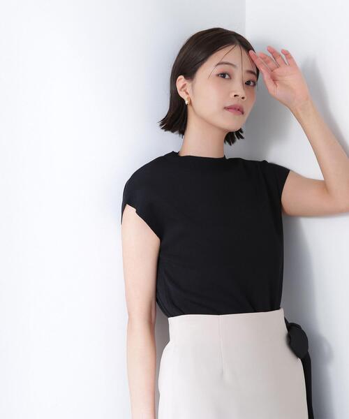 NATURAL BEAUTY BASIC(ナチュラルビューティーベーシック)の「◇総針ベーシックシリーズ モックネックニット(ニット/セーター・レディース・ブラック/オフホワイト/ダークグリーン/ダークブルー/ベージュ/ダークブラウン・FREE)」の3枚目の写真