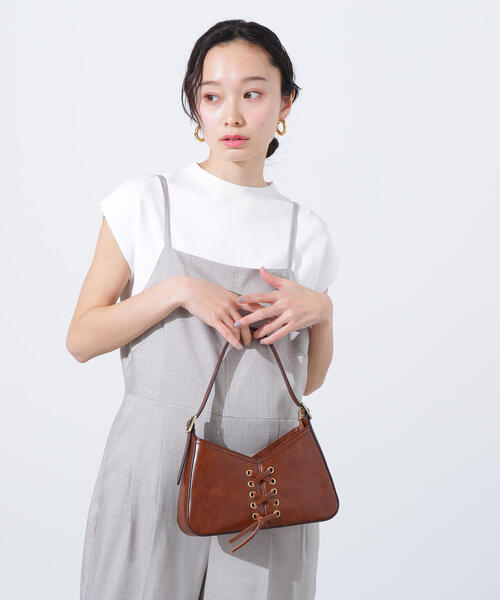 NATURAL BEAUTY BASIC（ナチュラルビューティーベーシック）の「◇総針ベーシックシリーズ モックネックニット（ニット/セーター・レディース・ブラック/オフホワイト/ダークグリーン/ダークブルー/ベージュ/ダークブラウン・FREE）」の19枚目の写真