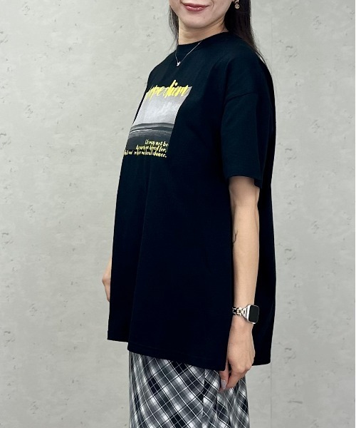 Tシャツ・カットソー [PIARCHE] CROSS SLEEVELESS セール】天竺フォトプリント×ロゴオーバーサイズTシャツ（T