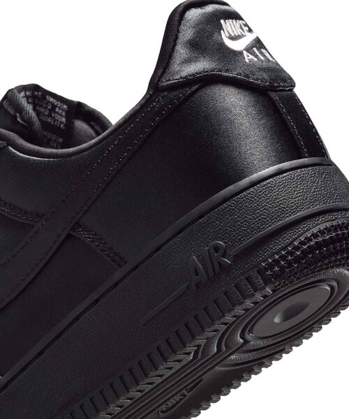 NIKE（ナイキ）の「ナイキ エア フォース 1 '07 LV8 ウィメンズシューズ / Nike Air Force 1 ’07 LV8 Women's Shoes IH2034-010 Black（スニーカー・レディース・ブラック・22.5/23/23.5/24/24.5/25/25.5/26/22）」の8枚目の写真
