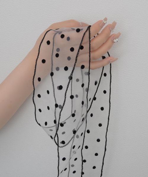 ロドリリオン　ドットサテンスカーフ/ホワイト ロドリリオン ドットサテンスカーフ/ホワイト ロドリリオン ドット