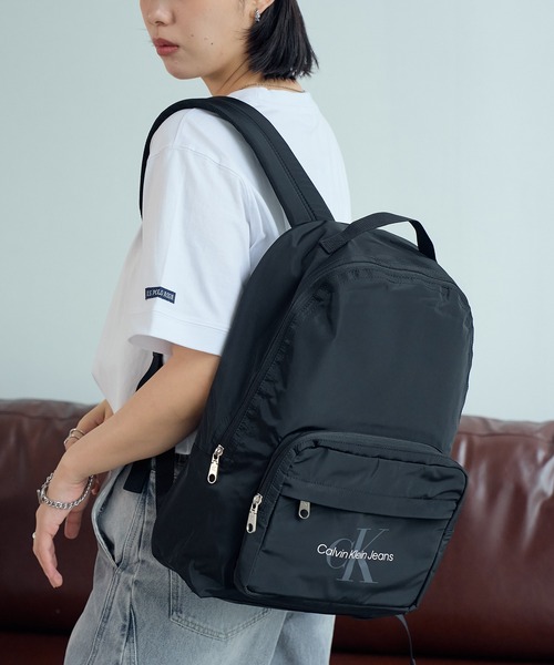Calvin Klein Jeans(カルヴァンクラインジーンズ)の「【Calvin Klein JEANS/カルバンクライン ジーンズ】SPORT ESSENTIALS CAMPUS BP40 M / スポーツ エッセンシャル バックパック(バックパック/リュック・メンズ・ブラック・FREE)」の1枚目の写真