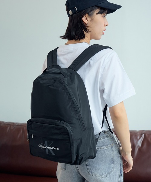 Calvin Klein Jeans(カルヴァンクラインジーンズ)の「【Calvin Klein JEANS/カルバンクライン ジーンズ】SPORT ESSENTIALS CAMPUS BP40 M / スポーツ エッセンシャル バックパック(バックパック/リュック・メンズ・ブラック・FREE)」の3枚目の写真