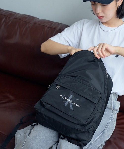 Calvin Klein Jeans(カルヴァンクラインジーンズ)の「【Calvin Klein JEANS/カルバンクライン ジーンズ】SPORT ESSENTIALS CAMPUS BP40 M / スポーツ エッセンシャル バックパック(バックパック/リュック・メンズ・ブラック・FREE)」の4枚目の写真