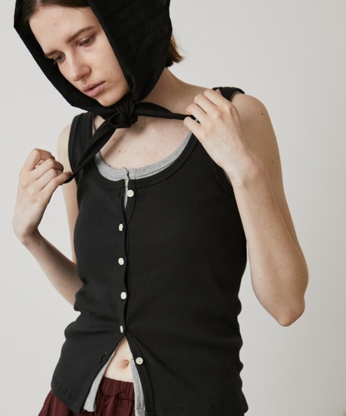 Auntie Rosa Holiday(アンティローザホリデー)の「フロントボタンナローリブタンク(タンクトップ・レディース・グレー/ブラック/ホワイト/ネイビー・FREE)」の1枚目の写真