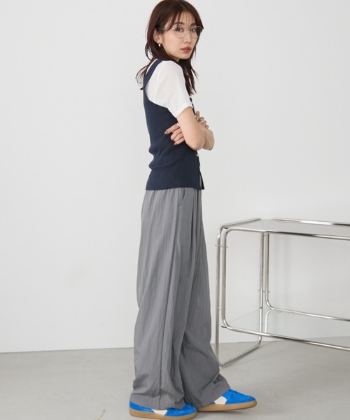 Auntie Rosa Holiday(アンティローザホリデー)の「フロントボタンナローリブタンク(タンクトップ・レディース・グレー/ブラック/ホワイト/ネイビー・FREE)」の13枚目の写真