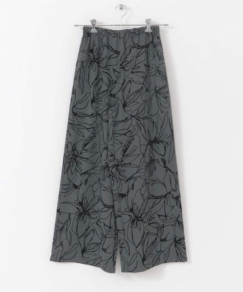 ITEMS URBANRESEARCH（アイテムズ アーバンリサーチ）の「イージーワイドストレートパンツ（その他パンツ・レディース・ドット/ブラウン/グリーン/ブラウン系その他・FREE）」の18枚目の写真