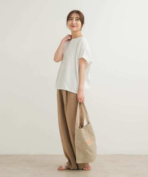 URBAN RESEARCH DOORS(アーバンリサーチドアーズ)の「リネンタッチBACKボタンプルオーバー(Tシャツ/カットソー・レディース・ベージュ系その他/チャコールグレー/オフホワイト・MEDIUM)」の15枚目の写真