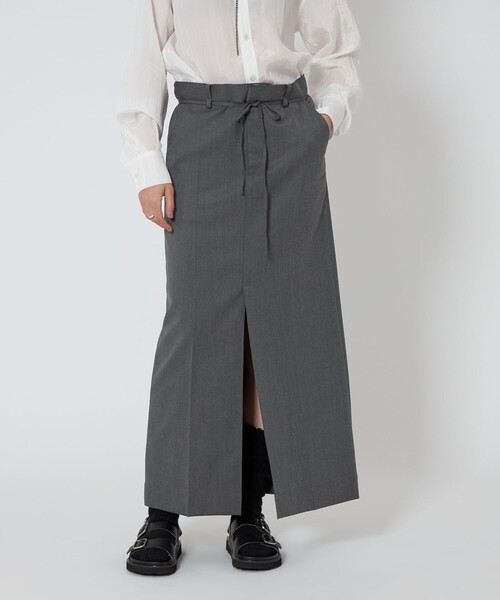 PRADA 黒とグレー ストライプ タイトスカート PRADA 黒とグレー ストライプ タイトスカート