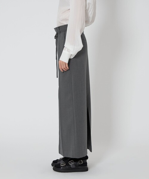 ASTRAET(アストラット)の「<ASTRAET>ウエストドローコード スリット タイトスカート(スカート・レディース・ブラック/グレー系・1/0)」の7枚目の写真