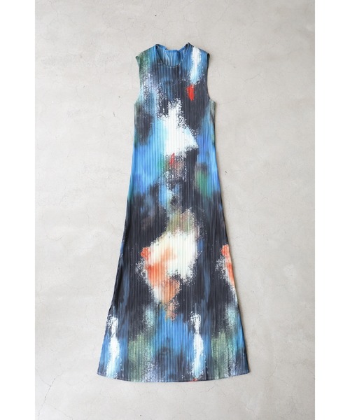 cawaii(カワイイ)の「着心地ラクなアートワークプリーツミディアムワンピース(ワンピース・レディース・ブルー・FREE)」の17枚目の写真