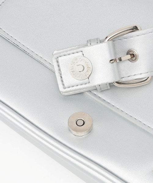 LOVETOXIC（ラブトキシック）の「フラップショルダーバッグ（ショルダーバッグ・キッズ・ブラック/シルバー/アイボリー・F）」の7枚目の写真