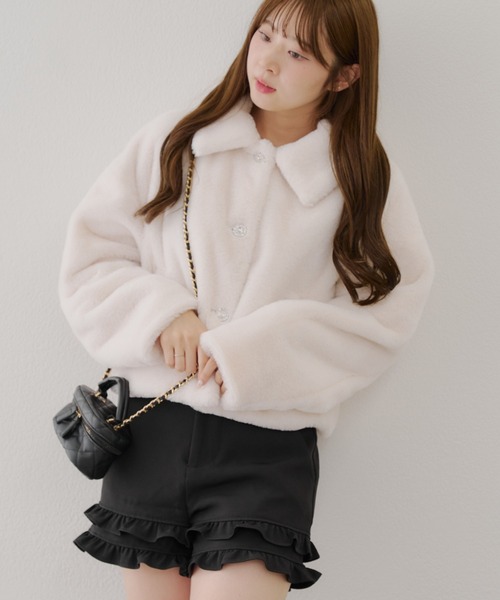 continuer de NICE CLAUP（コンティニューデナイスクラップ）の「キラキラ釦ファーブルゾン（ブルゾン・レディース・ブラック/ピンクベージュ/アイボリー・FREE）」の17枚目の写真