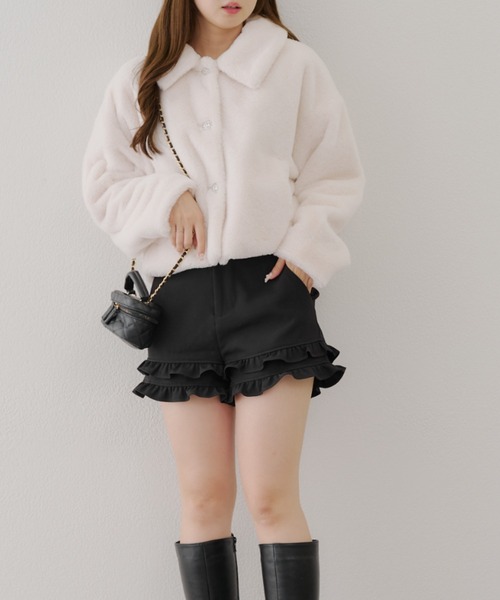 continuer de NICE CLAUP（コンティニューデナイスクラップ）の「キラキラ釦ファーブルゾン（ブルゾン・レディース・ブラック/ピンクベージュ/アイボリー・FREE）」の14枚目の写真