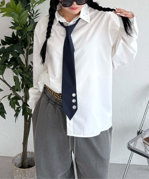 セール】ネクタイ付きスタッズシャツ（シャツ/ブラウス