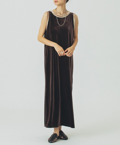 ROSE BUD(ローズバッド)の「VELOUR TANK DRESS(ワンピース・レディース・ネイビー/ブラウン・ONE SIZE)」の2枚目の写真
