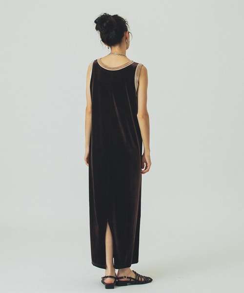 ROSE BUD(ローズバッド)の「VELOUR TANK DRESS(ワンピース・レディース・ネイビー/ブラウン・ONE SIZE)」の14枚目の写真