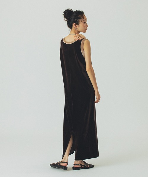 ROSE BUD(ローズバッド)の「VELOUR TANK DRESS(ワンピース・レディース・ネイビー/ブラウン・ONE SIZE)」の15枚目の写真