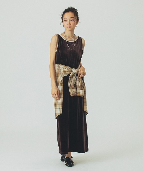 ROSE BUD(ローズバッド)の「VELOUR TANK DRESS(ワンピース・レディース・ネイビー/ブラウン・ONE SIZE)」の18枚目の写真