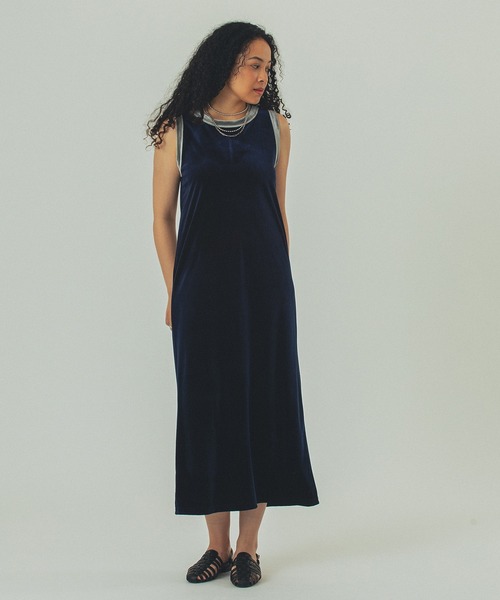 ROSE BUD(ローズバッド)の「VELOUR TANK DRESS(ワンピース・レディース・ネイビー/ブラウン・ONE SIZE)」の21枚目の写真