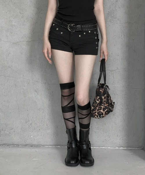 VEILA(ヴェイラ)の「スカルスタッズデザインハイウエストショートデニム(デニムパンツ・レディース・ブラック・S/M/L)」の4枚目の写真
