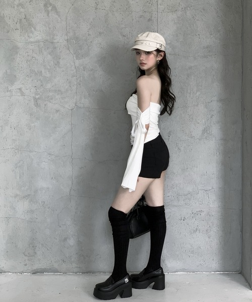 VEILA(ヴェイラ)の「スカルスタッズデザインハイウエストショートデニム(デニムパンツ・レディース・ブラック・S/M/L)」の8枚目の写真