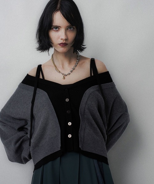 HARE(ハレ)の「2WAYオフショルカーディガン(HARE)(カーディガン/ボレロ・レディース・ボルドー/チャコールグレー・FREE)」の9枚目の写真