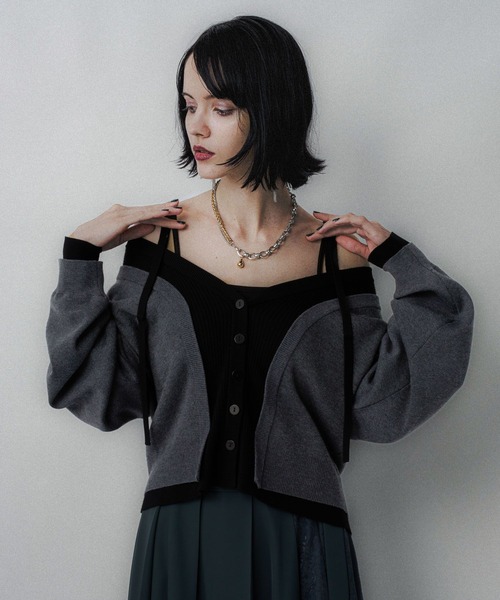 HARE(ハレ)の「2WAYオフショルカーディガン(HARE)(カーディガン/ボレロ・レディース・ボルドー/チャコールグレー・FREE)」の11枚目の写真