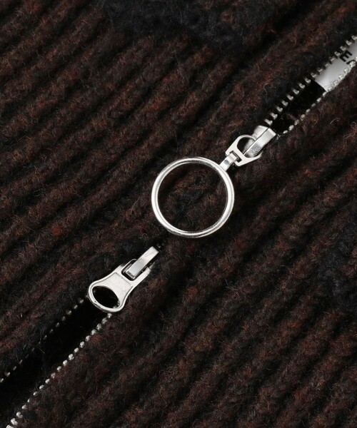 Ray BEAMS(レイビームス)の「ニット ネック ウォーマー(ネックウォーマー/スヌード・レディース・グレー/ダークブラウン・ONE SIZE)」の9枚目の写真