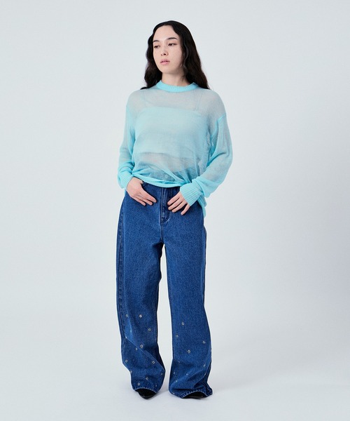 M TO R(ムウトアール)の「MU EYELET SEMI BAGGY JEANS PANTS(デニムパンツ・レディース・ブルー/ブラック・36/38/40/42)」の4枚目の写真