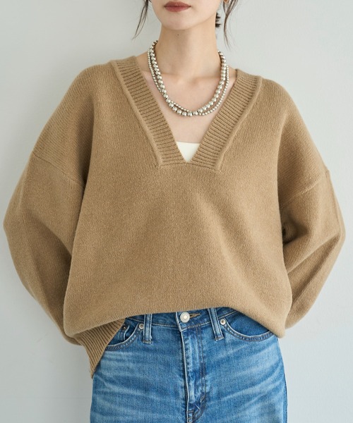 meilmada(メイルマダ)の「ディープVネックニットプルオーバー(ニット/セーター・レディース・ブラック/グレー/ベージュ・FREE)」の13枚目の写真