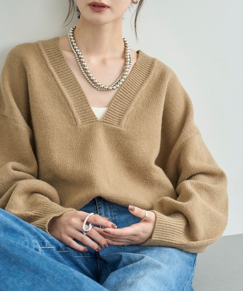 meilmada(メイルマダ)の「ディープVネックニットプルオーバー(ニット/セーター・レディース・ブラック/グレー/ベージュ・FREE)」の21枚目の写真