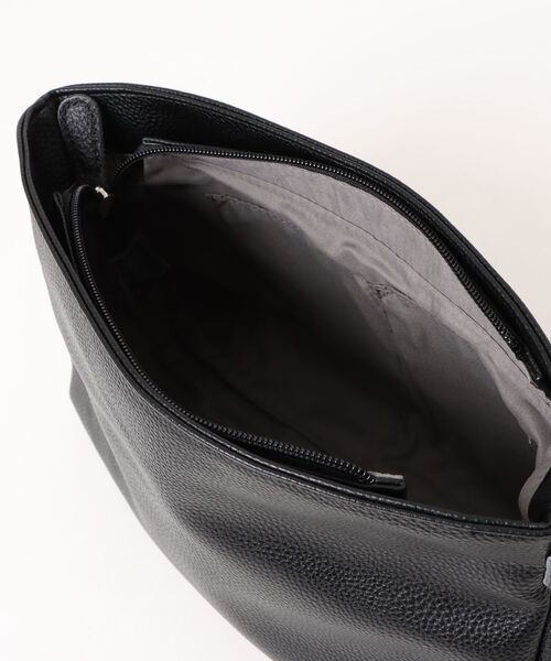 AVALON(U.Q)(アバロン)の「三角バッグインナーポーチ付き (親子バッグ)(ショルダーバッグ・レディース・ブラック/ゴールド・FREE)」の22枚目の写真