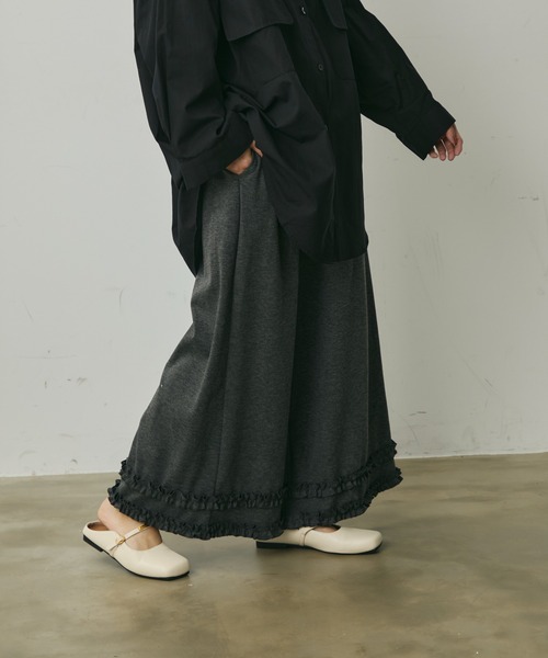 Lunea（ルネア）の「フリルスウェットワイドパンツ（スウェットパンツ・レディース・ライトグレー/ブラック/ダークグレー・L/M）」の3枚目の写真