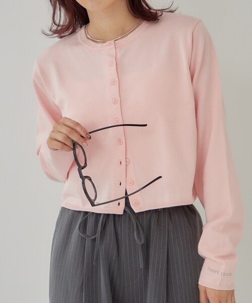 mystic(ミスティック)の「【5色展開◎】チビボタン長袖カーディガン(カーディガン/ボレロ・レディース・ブラック/ピンク/オフホワイト/グレー・FREE)」の1枚目の写真